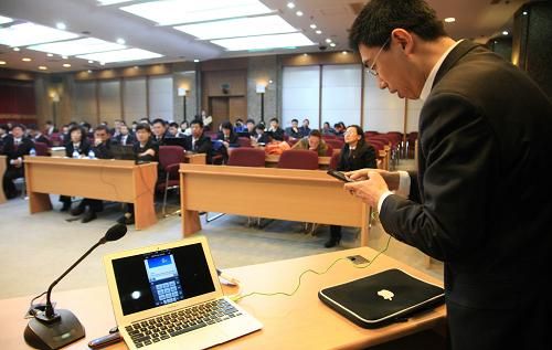 这年头,法院传票都用微信收发了!